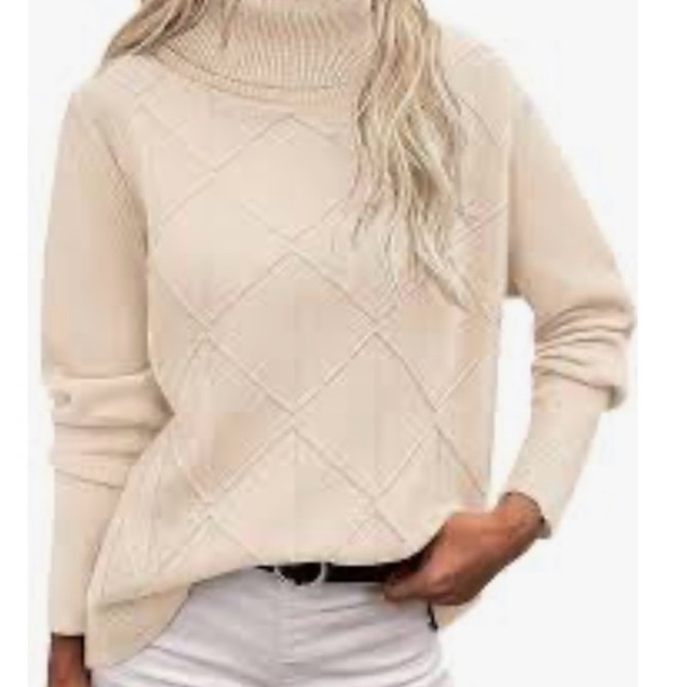Women’s Charter Club Cream Cable-Knit Turtleneck 100% Cashmere Sweater